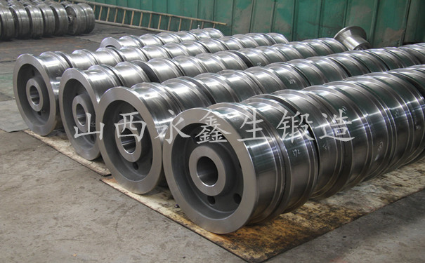 車輪鍛件.jpg 車輪鍛件.jpg